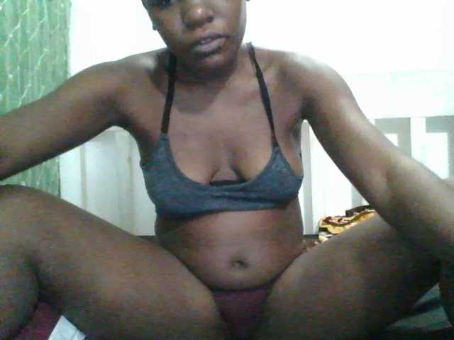 sweetchic's BongaCams show and profile