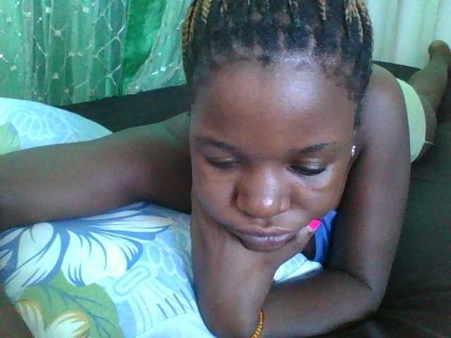 sweetchic's BongaCams show and profile