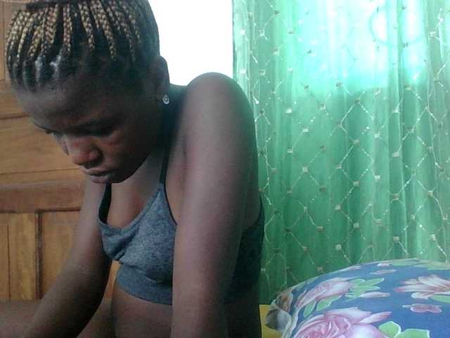 sweetchic's BongaCams show and profile