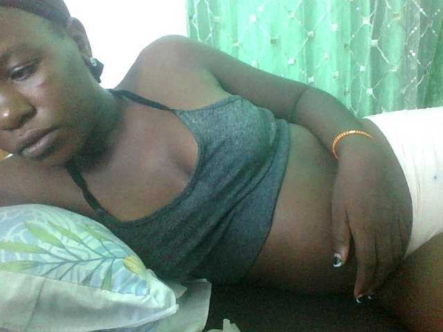 sweetchic's BongaCams show and profile