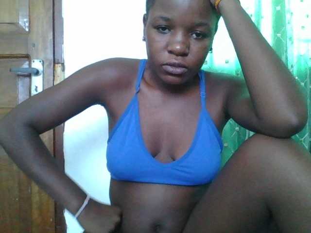 sweetchic's BongaCams show and profile