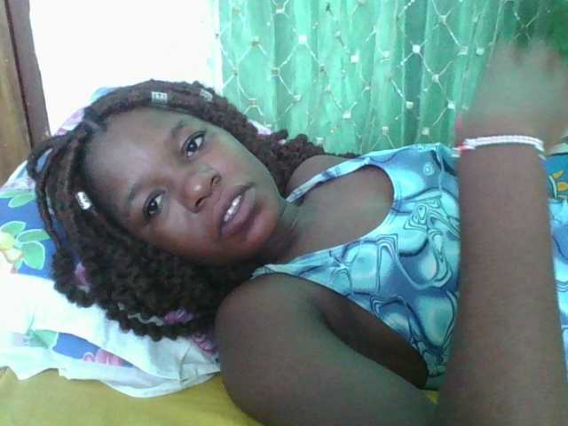 sweetchic's BongaCams show and profile