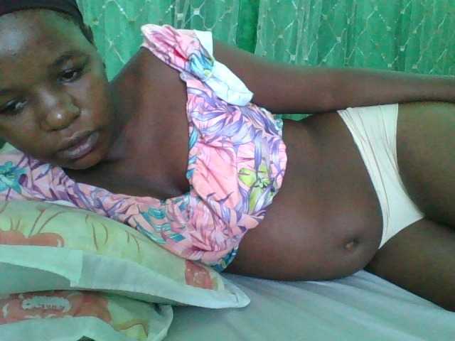 sweetchic's BongaCams show and profile