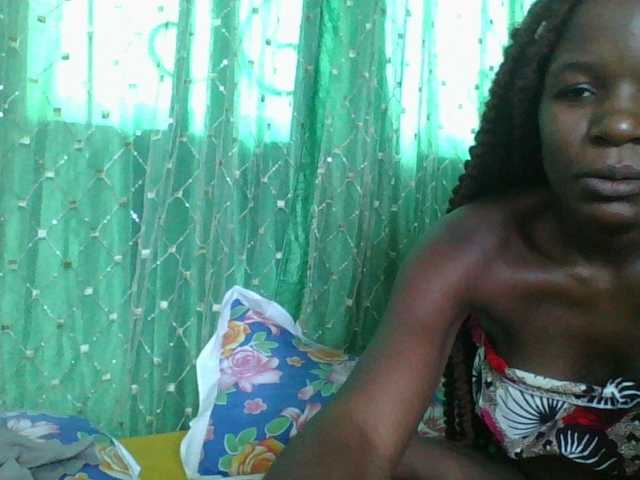 sweetchic's BongaCams show and profile