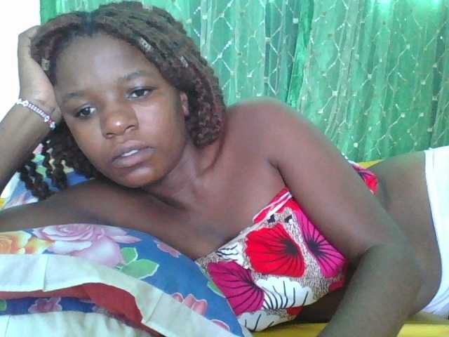 sweetchic's BongaCams show and profile