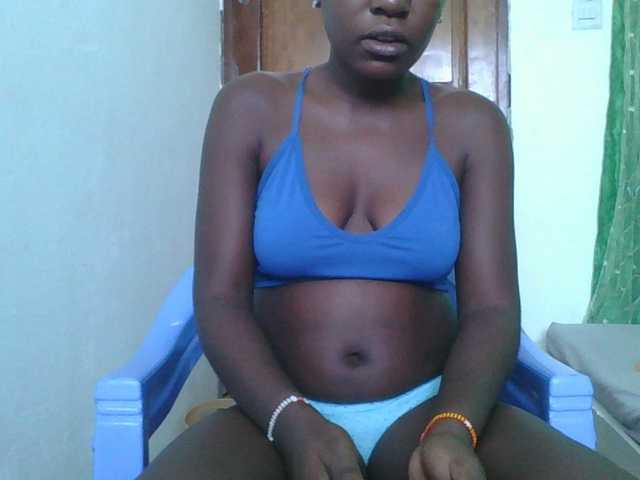 sweetchic's BongaCams show and profile