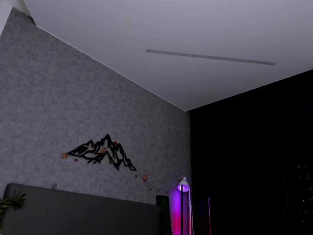 Curly-Sue's BongaCams show and profile