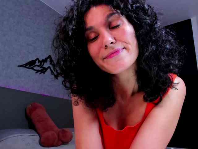 Curly-Sue webcam