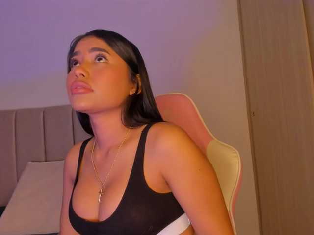 isa-bunny1's BongaCams show and profile