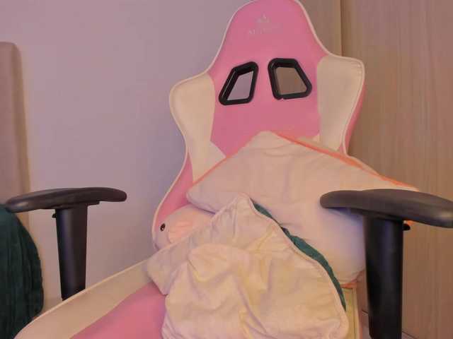 isa-bunny1's BongaCams show and profile