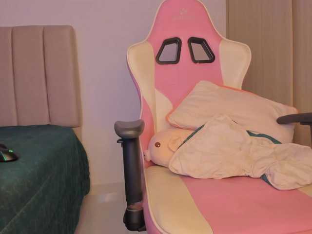 isa-bunny1's BongaCams show and profile