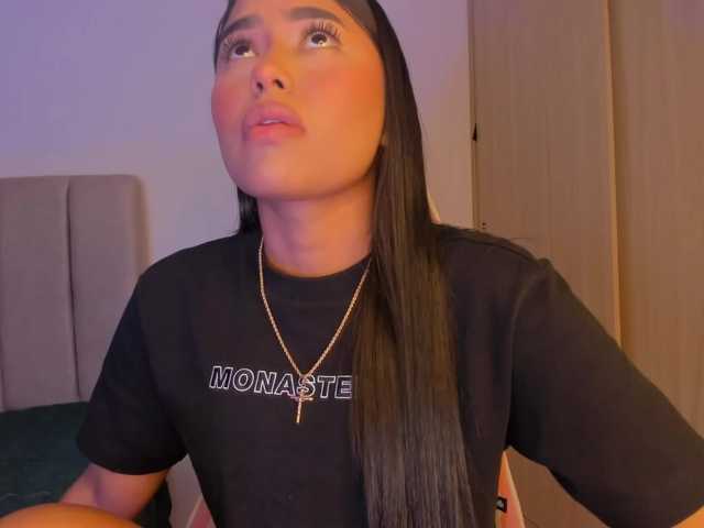 isa-bunny1's BongaCams show and profile