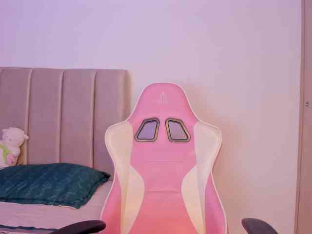 isa-bunny1 webcam
