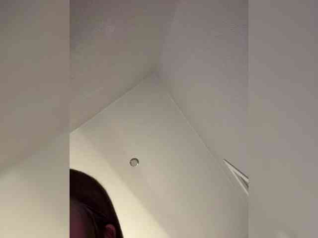 BettyCross webcam