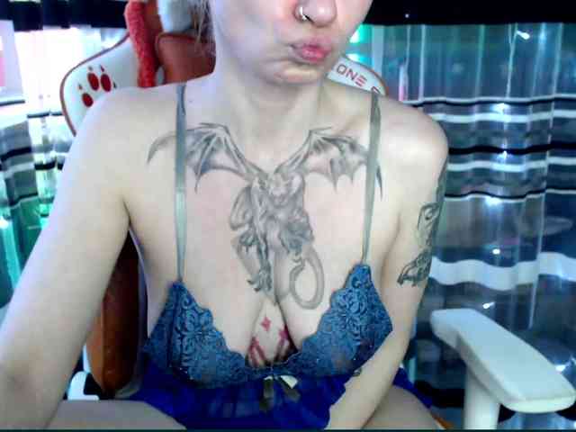 Lollifoxy webcam