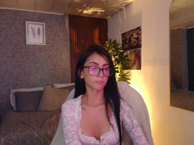 Coraliinee from BongaCams is Freechat
