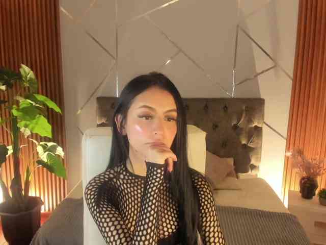Coraliinee's webcam live show