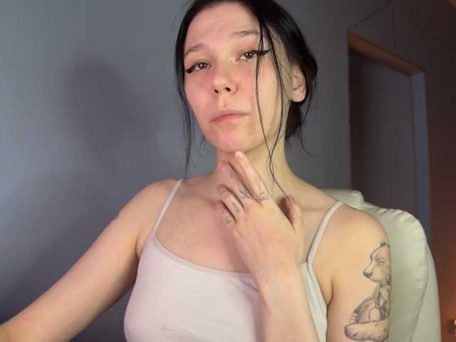 PinkDolly18's BongaCams show and profile