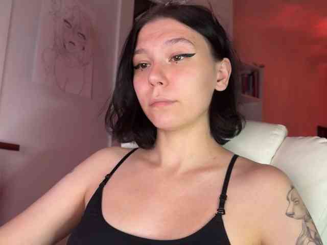 Модель: pinkdolly18
