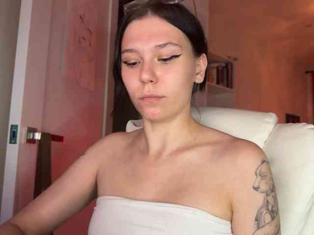 live video sex PinkDolly18