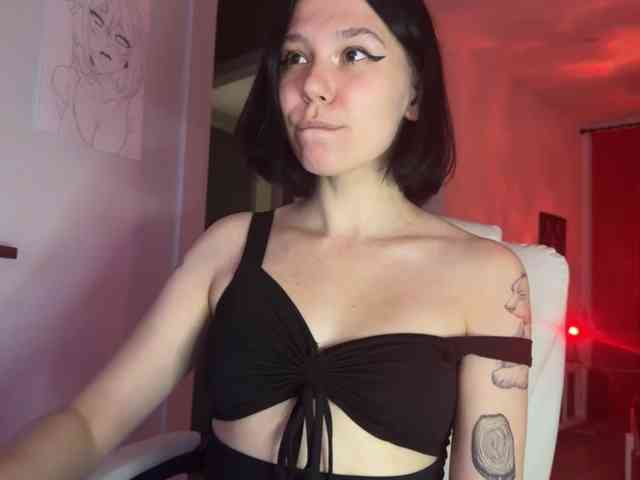 PinkDolly18 webcam