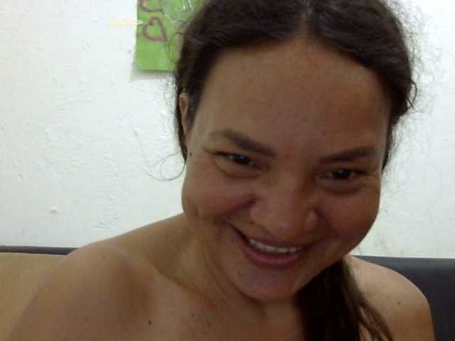 ElizabethMart webcam