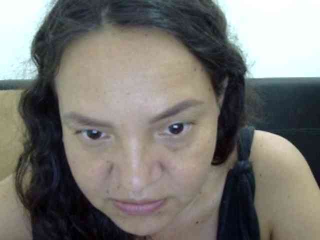 ElizabethMart webcam