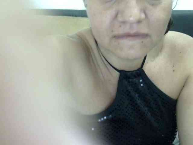 ElizabethMart webcam