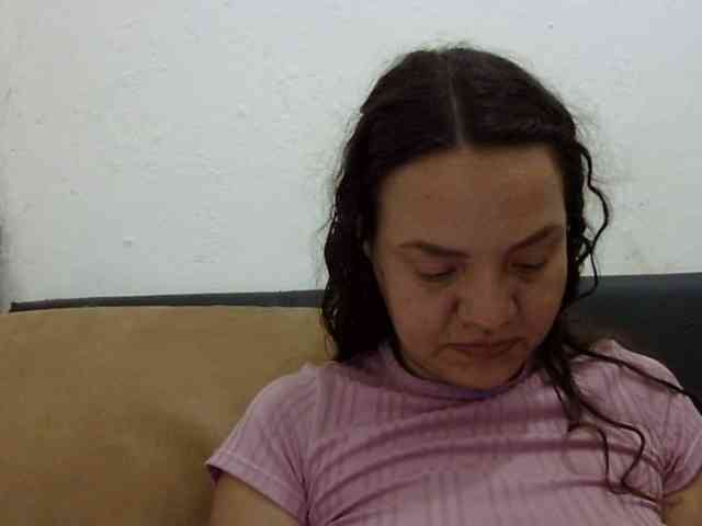 ElizabethMart webcam