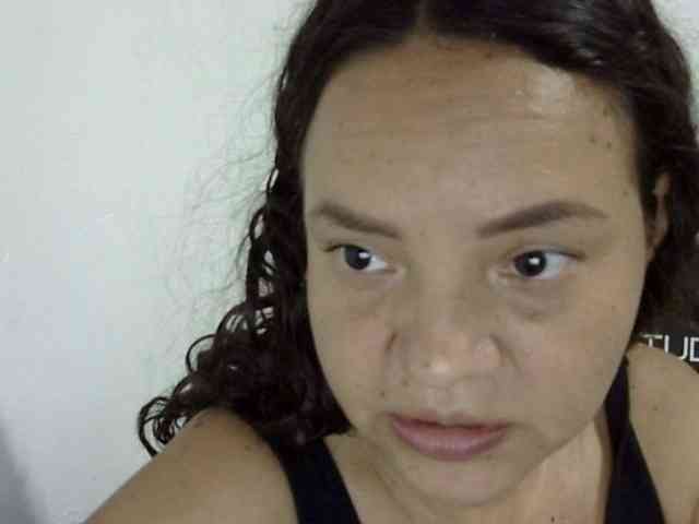 ElizabethMart webcam