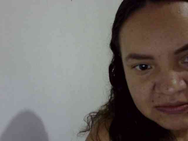 ElizabethMart webcam