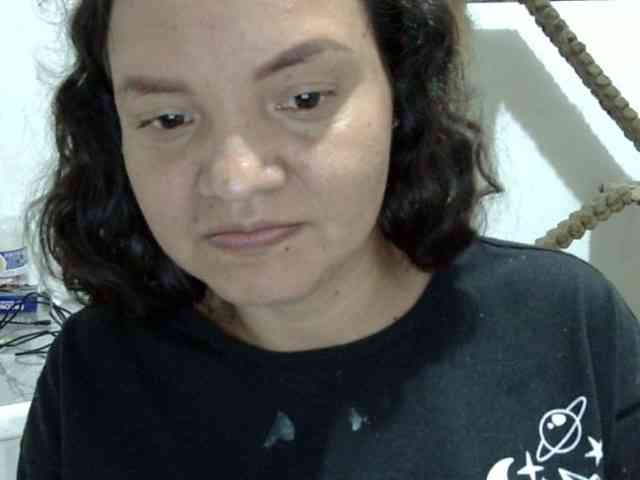 ElizabethMart webcam