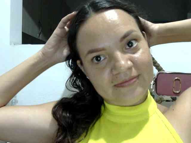 ElizabethMart webcam