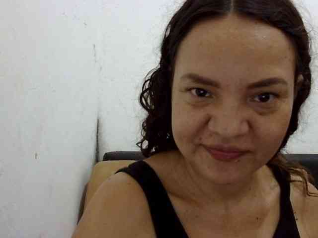 ElizabethMart webcam
