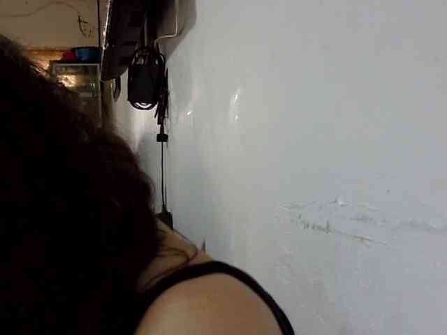 ElizabethMart webcam