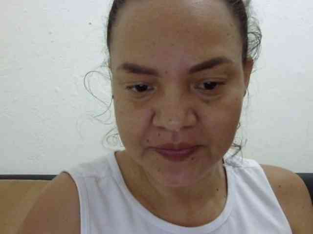 ElizabethMart webcam