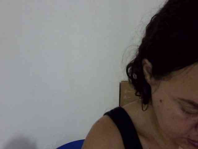 ElizabethMart webcam