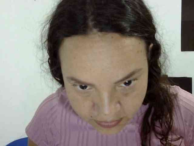 ElizabethMart webcam