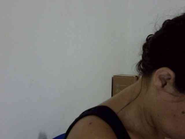 ElizabethMart webcam