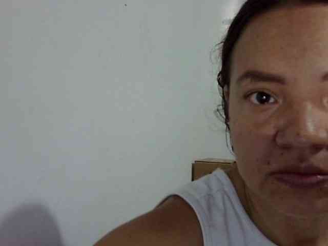 ElizabethMart webcam