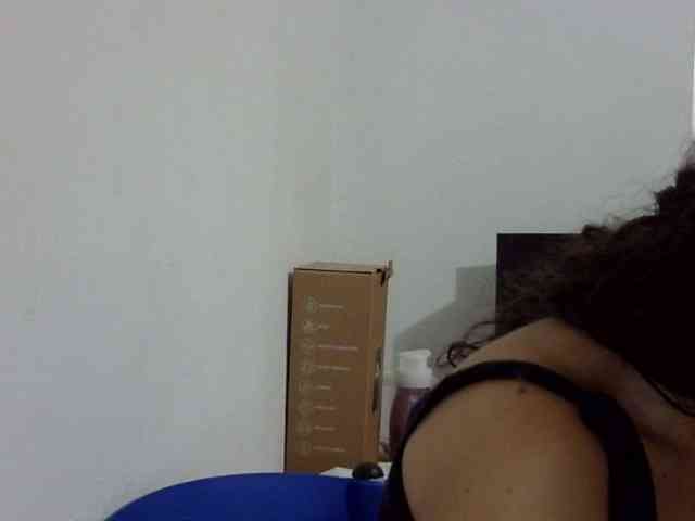 ElizabethMart webcam