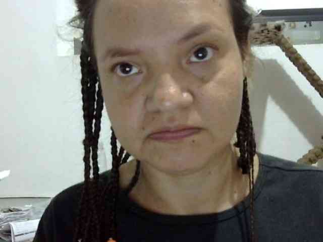ElizabethMart webcam