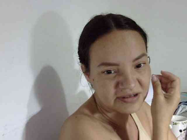 ElizabethMart webcam