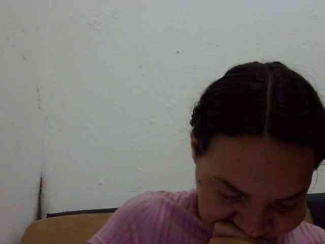 ElizabethMart webcam
