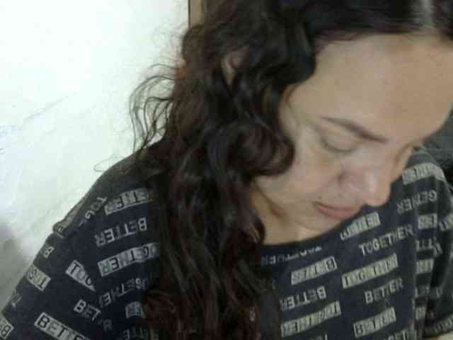 ElizabethMart webcam