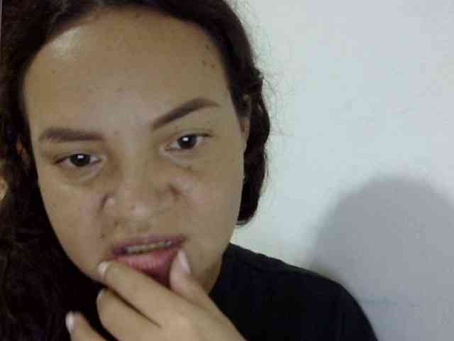 ElizabethMart webcam