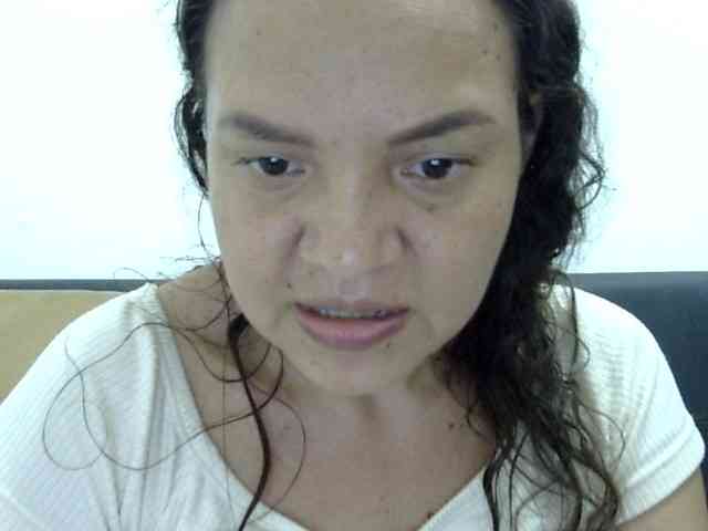 ElizabethMart webcam