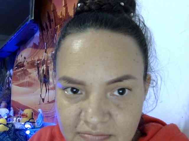 ElizabethMart webcam