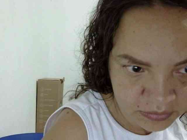 ElizabethMart webcam