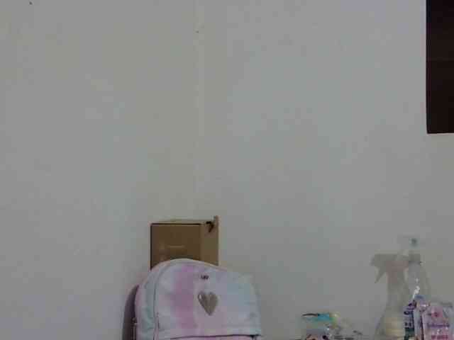 ElizabethMart webcam